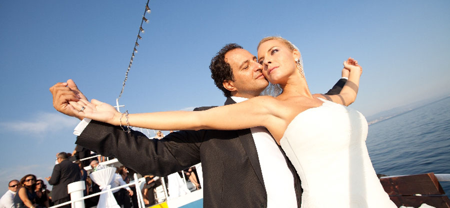 beach wedding